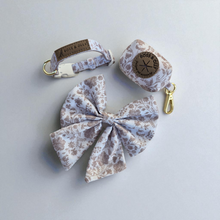 Collar - White Batik