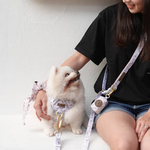 Convertible Leash Plus+ White Batik (Pre-Order: ETA Early Nov)